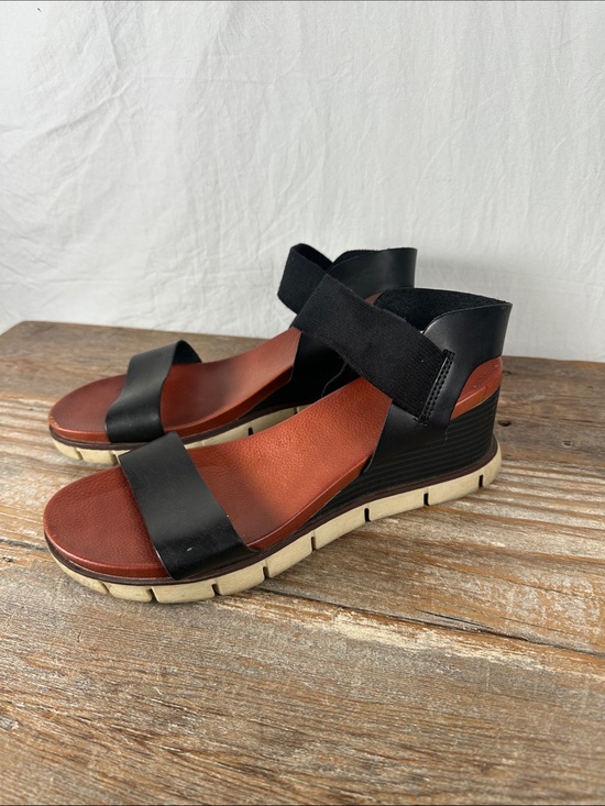 MIA Shoes - MIA Black Leather Strap Wedge Sandals with Brown Footbed